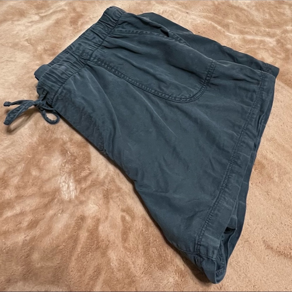 NWOT Gap Women’s Tencel Shorts, XXL